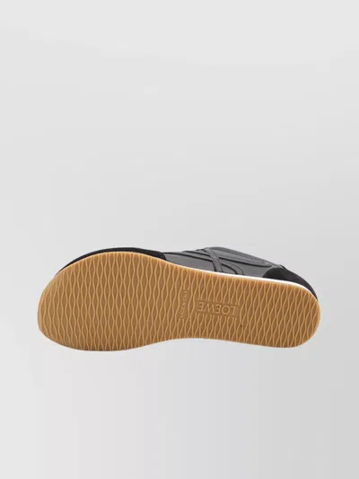 Loewe Ballet Runner 2.0 Low-top Sneakers In Black