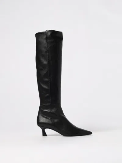 Stuart Weitzman Leather Knee High Pointed Toe Boots In Black