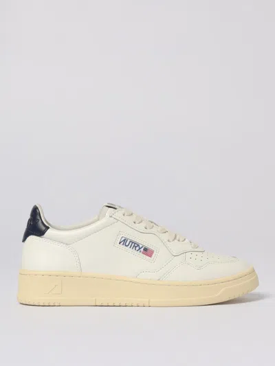 Autry Medalist Low-top Bicolor Leather Sneakers In White