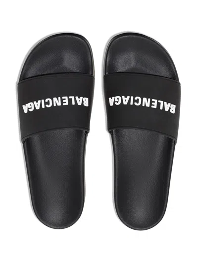 Balenciaga Pool Low Sandals With Logo In Black