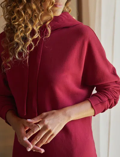 Frank & Eileen Mini James In Red