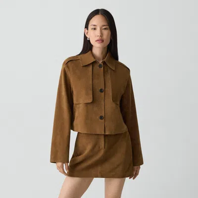 Theory Cropped Trench Coat In Suede In Gold