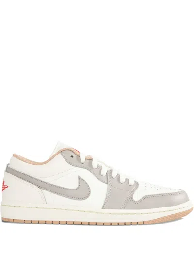 Jordan Low-top Swoosh Sneakers In White