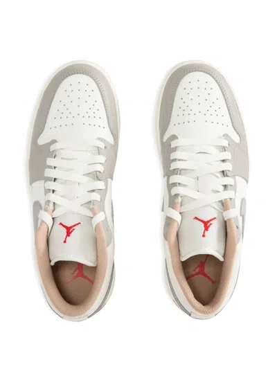 Jordan Low-top Swoosh Sneakers In White
