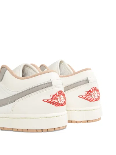 Jordan Low-top Swoosh Sneakers In White