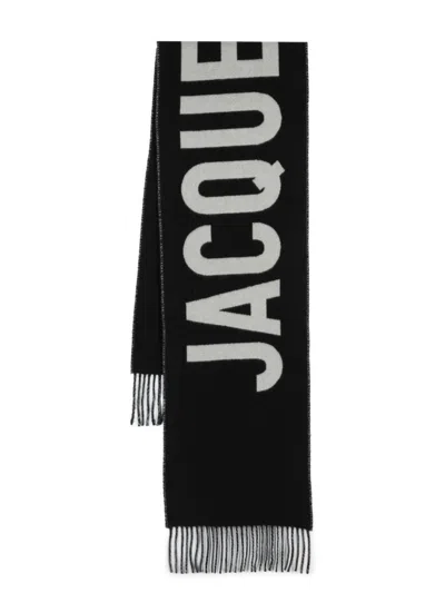 Jacquemus Brushed Finish Fringe Detailing Wraparound Scarf In Black