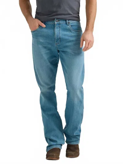 Wrangler Retro Relaxed Boot Cut Jean In Midland In Blue