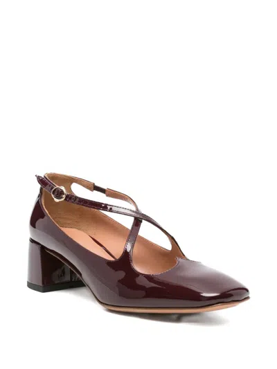 TWO FOR LOVE 皮质交叉带高跟鞋