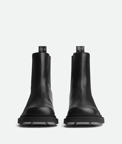 Bottega Veneta Leather Intrecciato-detail Ben Chelsea Boots In Black