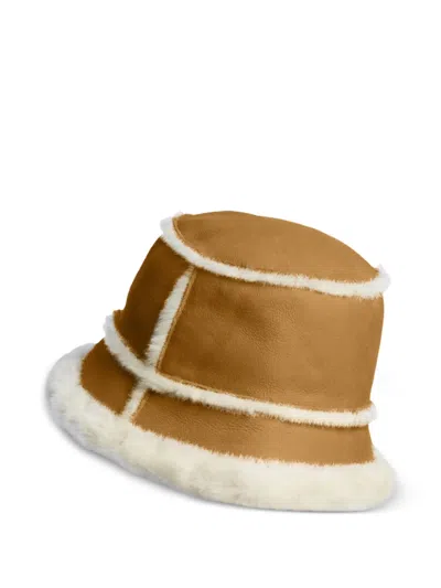 皮毛一体边饰渔夫帽