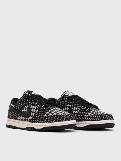 Nike Dunk Low In Black