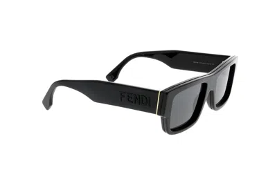Fendi Rectangular Frame Sunglasses In Black