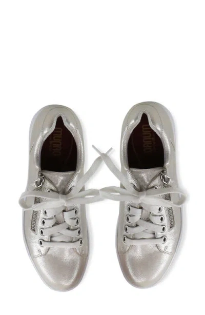 Munro Tilly Sneaker In Silver