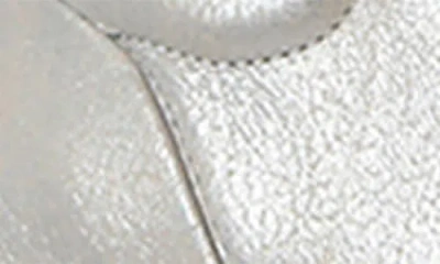 Munro Tilly Sneaker In Silver