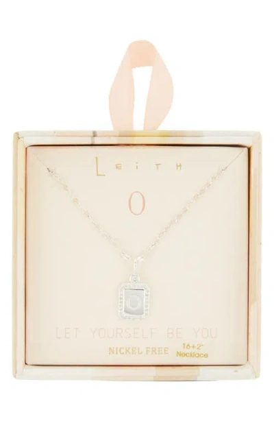 Leith Initial Pendant Necklace In Metallic