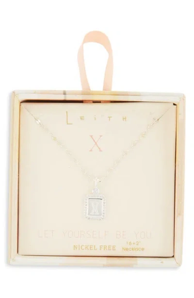 Leith Initial Pendant Necklace In Metallic