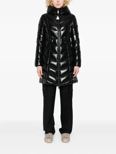 Moncler Chevron-quilted Hooded Puffer Jacket In Black