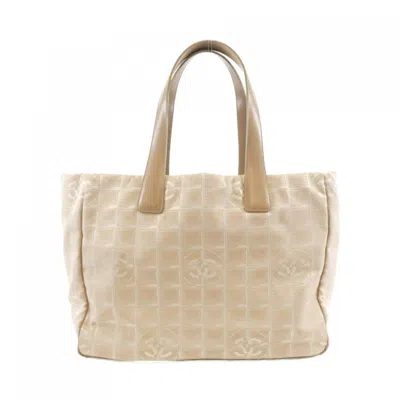 Pre-owned Chanel Nylon Handbag () In Sand
