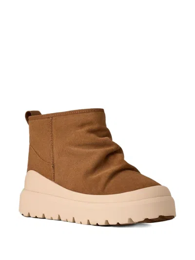 Ugg Heritage Utility Mini Boots Color Chestnut In Sand