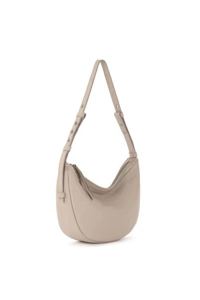 The Sak Tess Shoulder Bag Leather In Sand