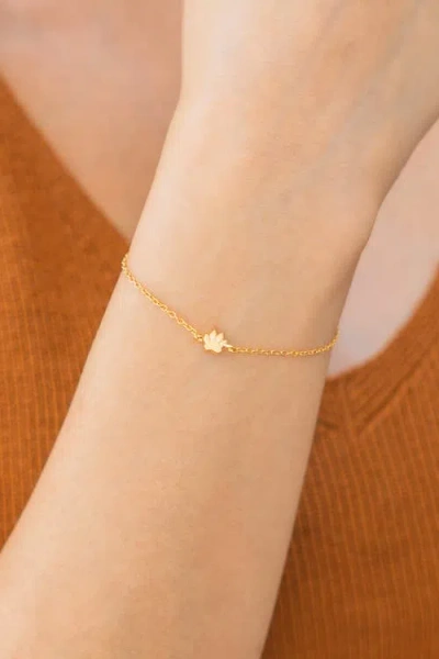 Mint & Lily Tiny Pawprint Bracelet