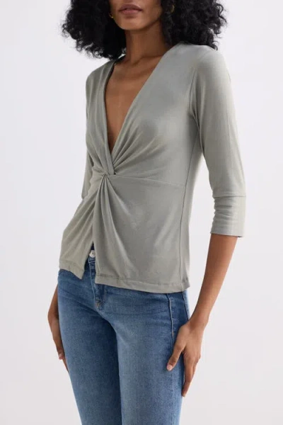 Reistor Regular Fit Twist Front Knit Shirt In Green