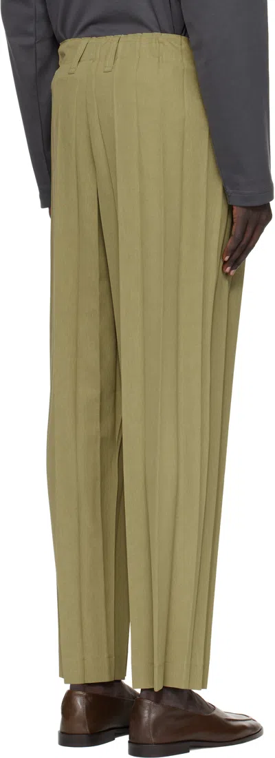 Issey Miyake Pleated Edge Ensemble Trousers In Green