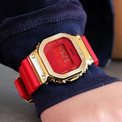 Casio G-shock Square 'red'