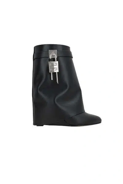 Givenchy Draped Design Black Boots With Pointed Toe And Signature Buckle In Black