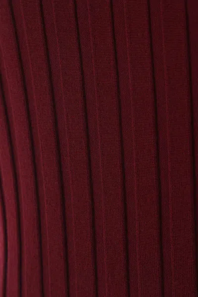 Allude Ribbed Turtleneck Sweater In Red