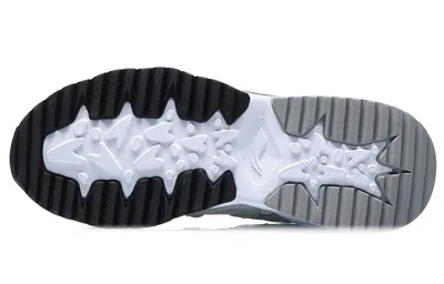 Li-ning (wmns)  Beyond The Very 'grey White' In Gray
