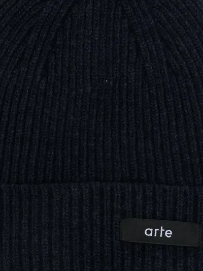 Arte Antwerp Ribbed-knit Beanie In Green