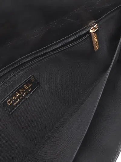 Pre-owned Chanel No.26 手拿包（2018-2019年典藏款） In Black