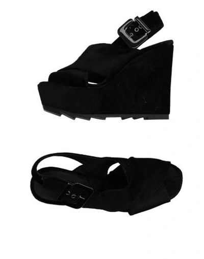 Castaã±er Sandals In Black