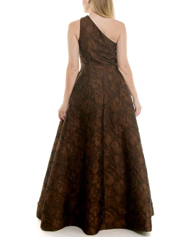 Taylor Brocade One Shoulder A L In Brown