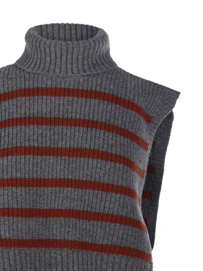 条纹高领毛衣