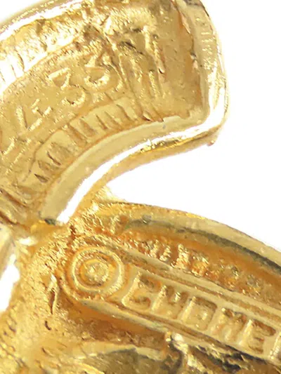 Pre-owned Chanel 20th Century Gold Plated Quilted Cc Clip On Earrings Costume Earrings