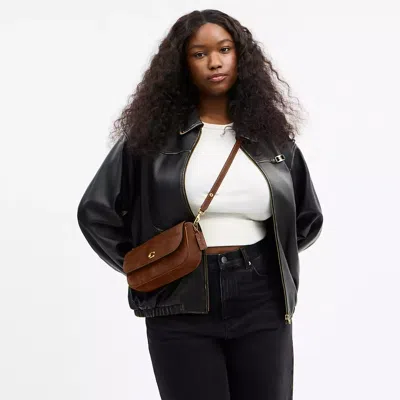 Coach Brook Chain-detail Shoulder Bag