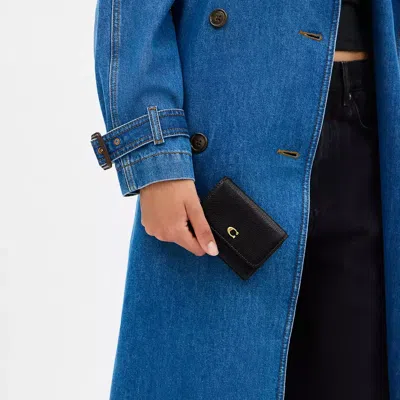 Coach Essential Flap Card Case In Multi