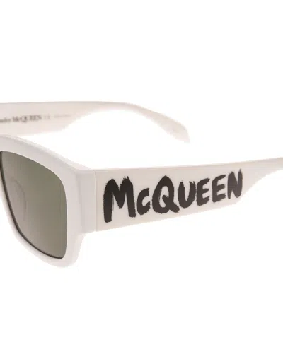 Alexander Mcqueen Logo-arm Rectangle-frame Sunglasses In Neutral