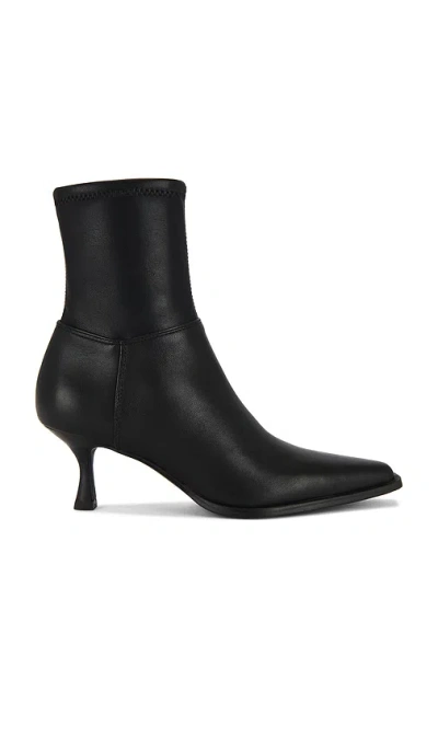 Steve Madden Stasia Pointed Toe Boot In Black