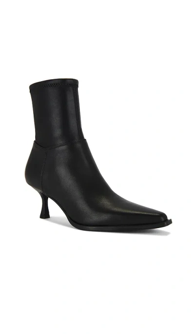 Steve Madden Stasia Pointed Toe Boot In Black