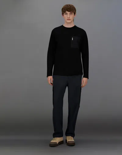 Herno Laminar Cargo Trousers In Comfort Tech In Black