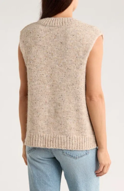 Bobeau Speckled Vest In Neutral