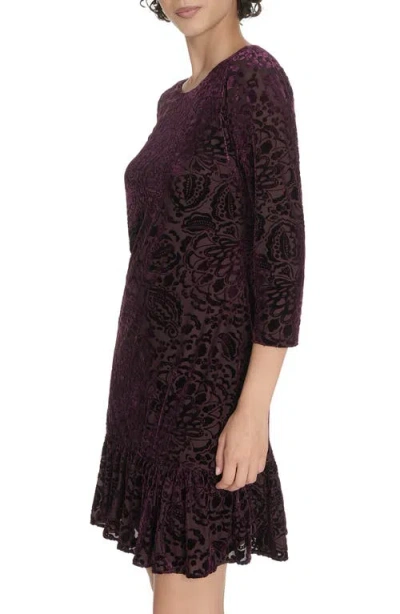 Tommy Hilfiger Women's Crewneck Ruffled Hem Dress In Burgundy