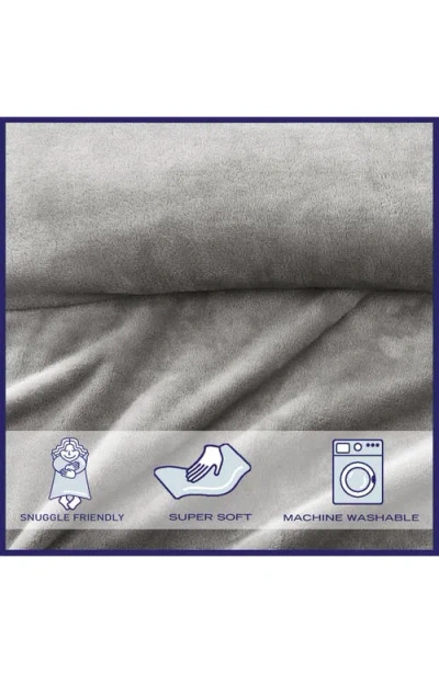 Poppy & Fritz Poppy And Fritz Plush Fleece Throw Blanket In Gray