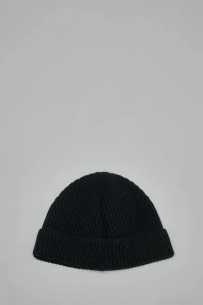 Valentino Garavani Cashmere Ribbed Texture Beanie With Turn-up Brim In Black