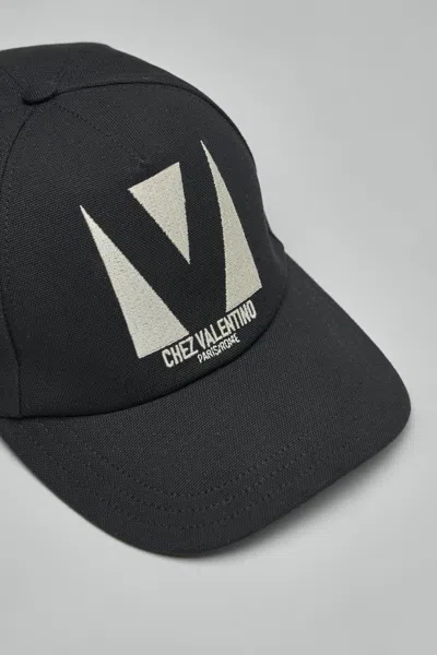 Valentino Garavani Cotton Baseball Cap With Embroidery And Curved Brim In Black