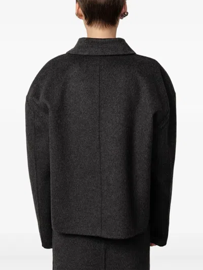 正面拉链贴袋夹克