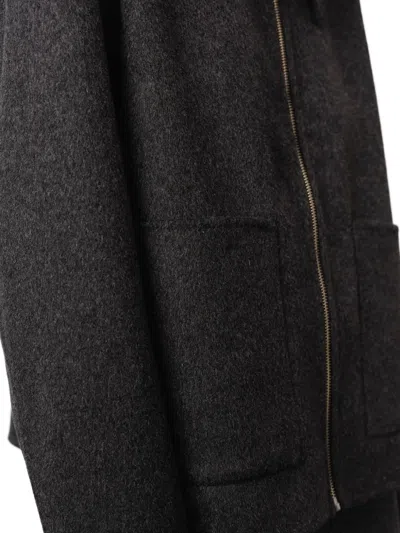 正面拉链贴袋夹克